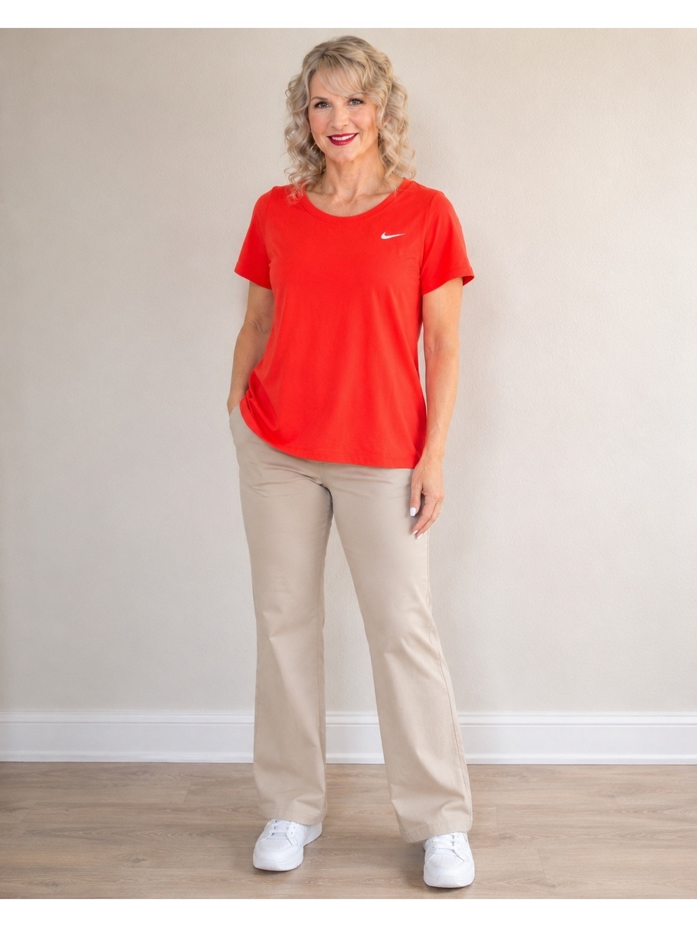 Nike Women’s Dri-FIT Red Short Sleeve T-Shirt Size 2X
